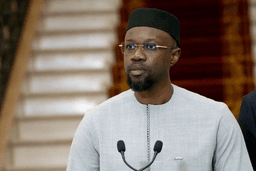 2025_06_03T143732Z_1_LYNXNPEL520Q7_RTROPTP_3_SENEGAL_POLITICS_MAIN