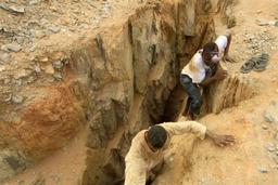 41_2025-638868312333904689-390