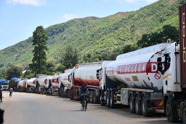 Fuel-Tankers-heading-to-Malawi